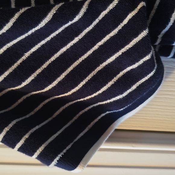 BEN SHERMAN BRAND MEN'S BLUE SHORT SLEEVE STRIPED 2 BUTTON POLO SIZE SMALL - Picture 4 of 16